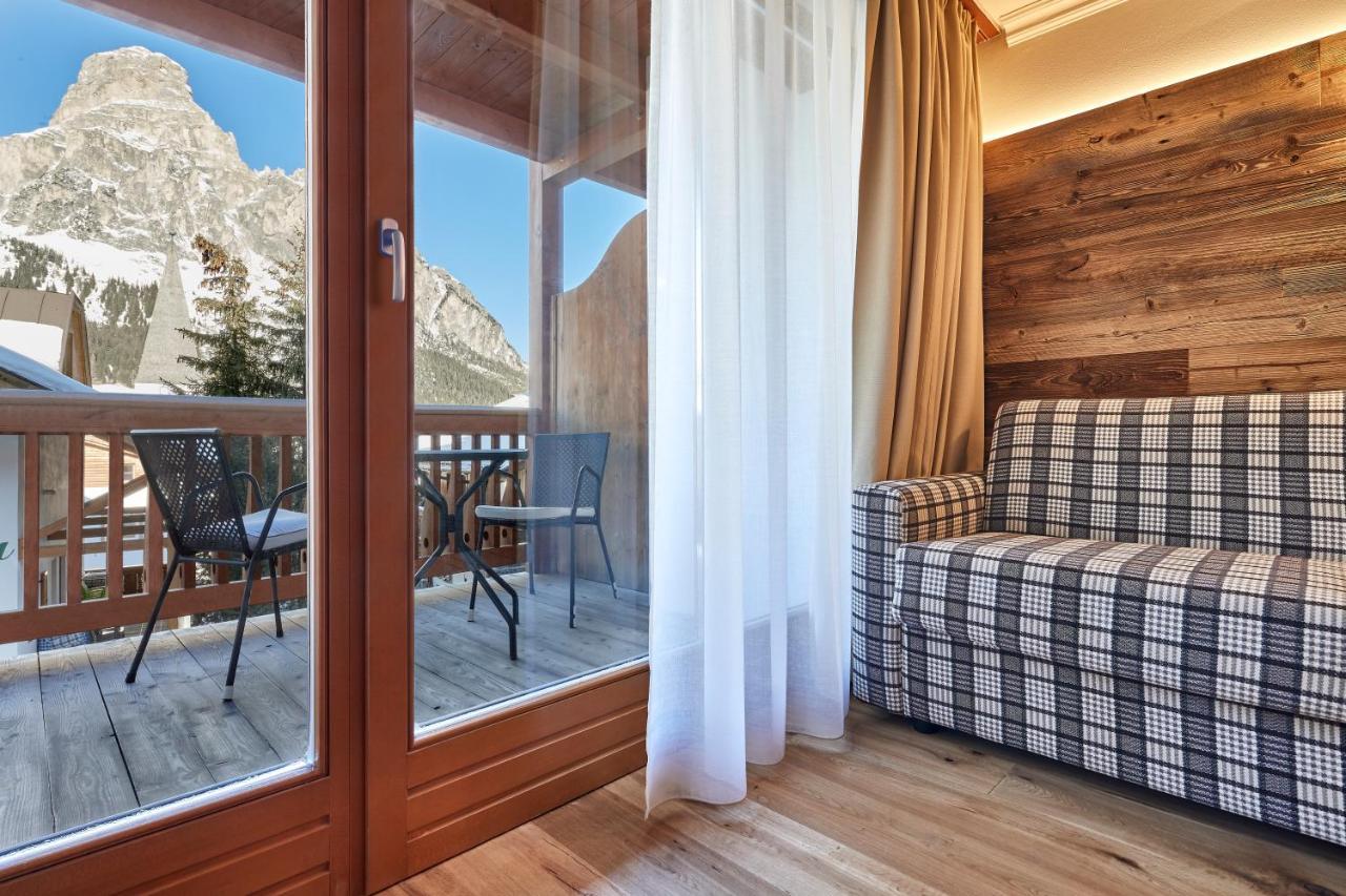 Hotel Marmolada 코르바라 인 바디아 외부 사진
