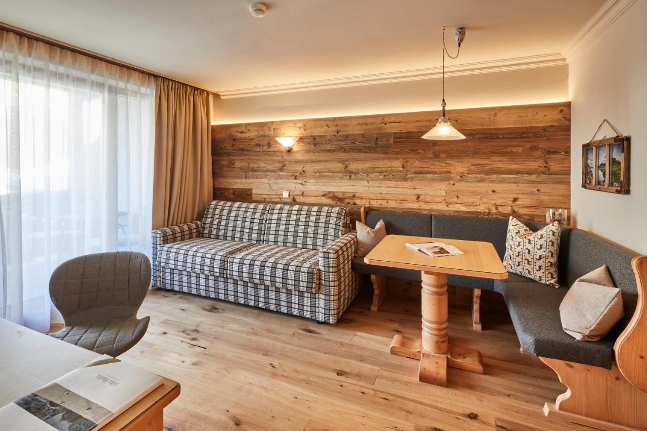 Hotel Marmolada 코르바라 인 바디아 외부 사진