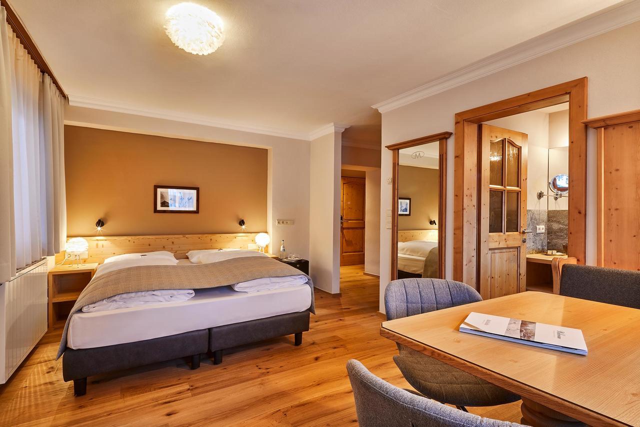 Hotel Marmolada 코르바라 인 바디아 외부 사진