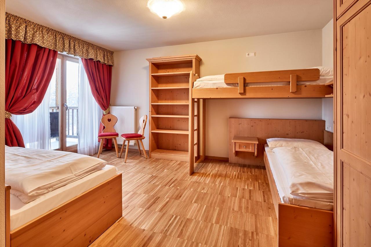 Hotel Marmolada 코르바라 인 바디아 외부 사진